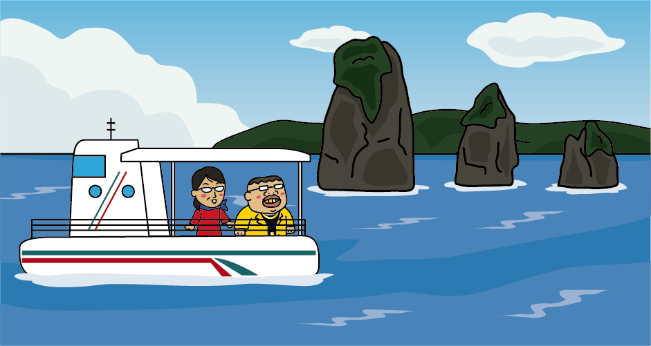 「中ノ島」の菱浦港より海中展望船「あまんぼう」が運航しています。出港後、しばらくして見えてくるのが三郎岩です。大きな岩から太郎、次郎、三郎と呼ばれています。